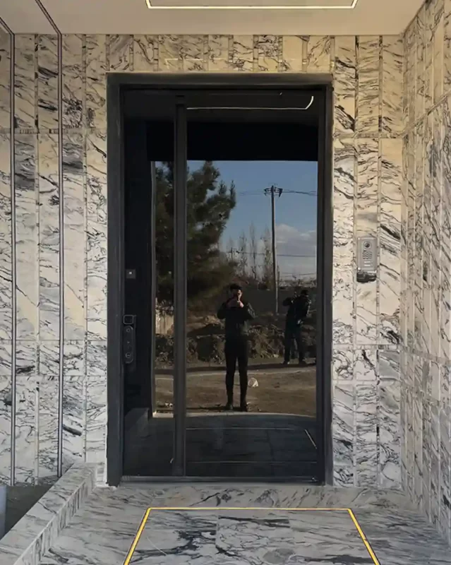 مدرن و مینیمال در قلب شاندیز