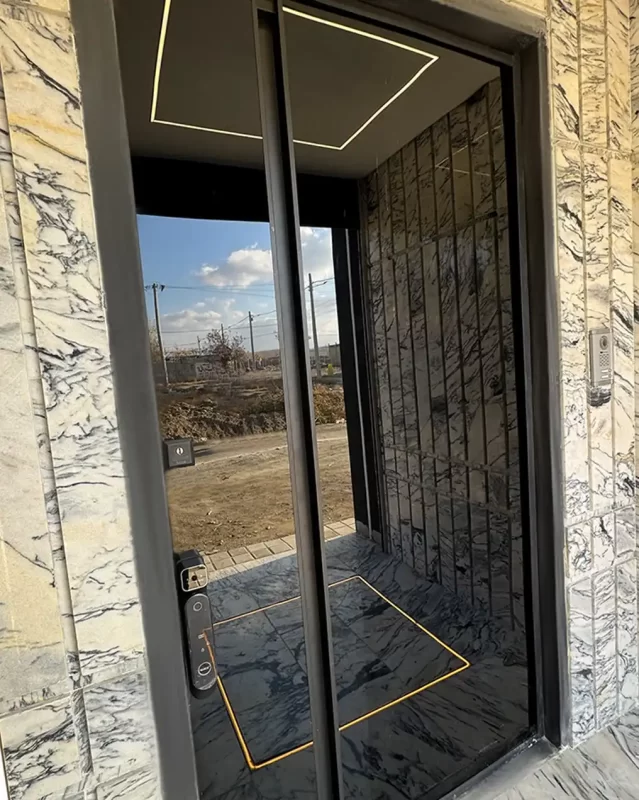 مدرن و مینیمال در قلب شاندیز