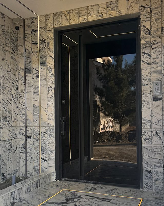 مدرن و مینیمال در قلب شاندیز